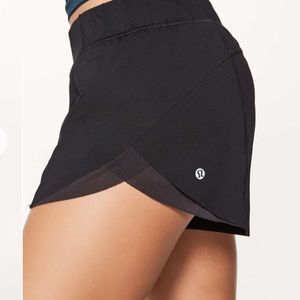 NWOT lululemon home stretch short 3”